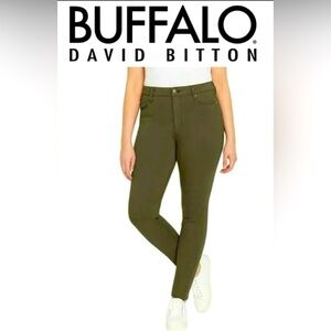 Buffalo David Bitton Green Army Stretch Mid Rise Jegging, Pocket Front seal 8/29